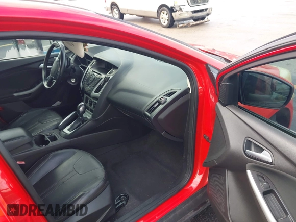 ✅ 2013 Ford Focus SE • VIN: 1FADP3F27DL245086 • Lot: 44216716. Wystawiony na IAAI z przebiegiem 180 293 mil. Bezpłatny archiwum sprzedaży aukcyjnych z USA i szczegółowy raport historii pojazdu na DreamBid. Zdjęcie 5.