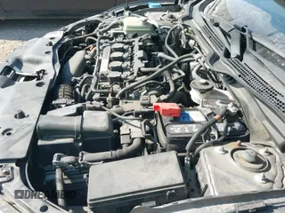 ✅ 2019 Honda Civic EX • VIN: 19XFC1F33KE208490 • Lot: 43334028. Listed on IAAI with 43,138 mi. Free auction sales archive from the USA and detailed vehicle history report at DreamBid. Image 21.