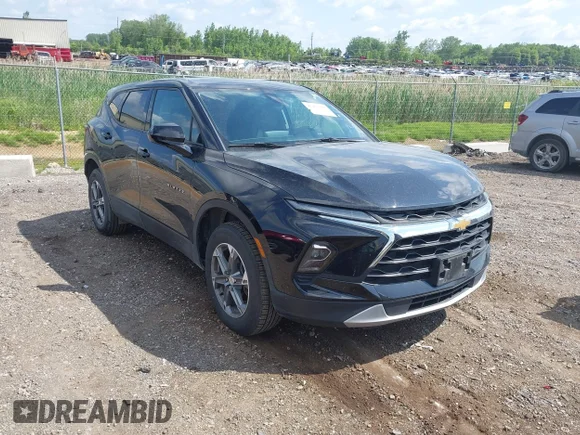 ✅ 2023 Chevrolet Blazer LT • VIN: 3GNKBCR43PS219667 • Лот: 42473000. Опубликован ранее на IAAI с пробегом 65 815 миль. Бесплатный доступ к архиву аукционных продаж из США и подробный отчёт об истории автомобиля на DreamBid. Изображение 1.
