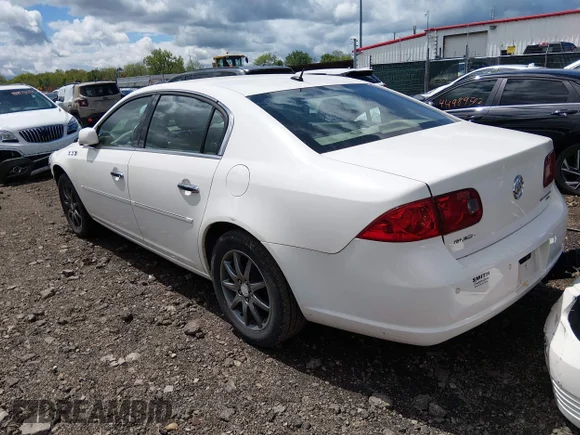 ✅ 2006 Buick Lucerne CXL • VIN: 1G4HD57216U232521 • Lot: 45001677. Wystawiony na IAAI z przebiegiem 111 001 mil. Bezpłatny archiwum sprzedaży aukcyjnych z USA i szczegółowy raport historii pojazdu na DreamBid. Zdjęcie 3.