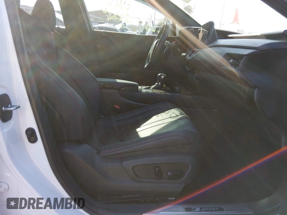✅ 2023 Lexus UX 250h F Sport • VIN: JTHR6JBH8P2139448 • Лот: 44723803. Опубліковано раніше на IAAI з пробігом 46 850 миль. Безкоштовний доступ до архіву аукціонних продажів зі США та докладний звіт про історію автомобіля на DreamBid. Зображення 5.