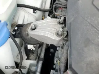 ✅ 2019 Kia Sorento EX Sport • VIN: 5XYPHDA56KG608871 • Lot: 63008265. Wystawiony na Copart z przebiegiem 94 914 mil. Bezpłatny archiwum sprzedaży aukcyjnych z USA i szczegółowy raport historii pojazdu na DreamBid. Zdjęcie 15.