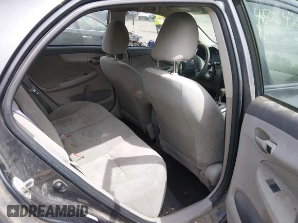 ✅ 2009 Toyota Corolla XLE • VIN: 1NXBU40E39Z161881 • Lot: 45084293. Wystawiony na IAAI z przebiegiem 260 624 mil. Bezpłatny archiwum sprzedaży aukcyjnych z USA i szczegółowy raport historii pojazdu na DreamBid. Zdjęcie 8.