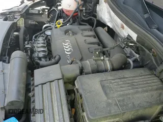 ✅ 2015 Audi Q3 Premium Plus • VIN: WA1EFCFS8FR010563 • Lot: 42849324. Listed on IAAI with 14,986 mi. Free auction sales archive from the USA and detailed vehicle history report at DreamBid. Image 19.