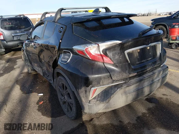 ✅ 2022 Toyota C-HR Nightshade • VIN: JTNKHMBX5N1135717 • Lot: 44320477. Wystawiony na IAAI z przebiegiem 55 422 mil. Bezpłatny archiwum sprzedaży aukcyjnych z USA i szczegółowy raport historii pojazdu na DreamBid. Zdjęcie 3.