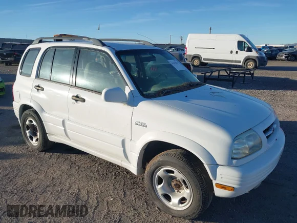 ✅ 2000 Suzuki Grand Vitara JLX • VIN: JS3TD62VXY4106894 • Лот: 44181854. Опубліковано раніше на IAAI з пробігом 162 716 миль. Безкоштовний доступ до архіву аукціонних продажів зі США та докладний звіт про історію автомобіля на DreamBid. Зображення 1.