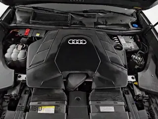 ✅ 2021 Audi Q8 Prestige • VIN: WA1FVBF13MD021974 • Lot: 68560885. Wystawiony na Copart z przebiegiem 101 022 mil. Bezpłatny archiwum sprzedaży aukcyjnych z USA i szczegółowy raport historii pojazdu na DreamBid. Zdjęcie 15.