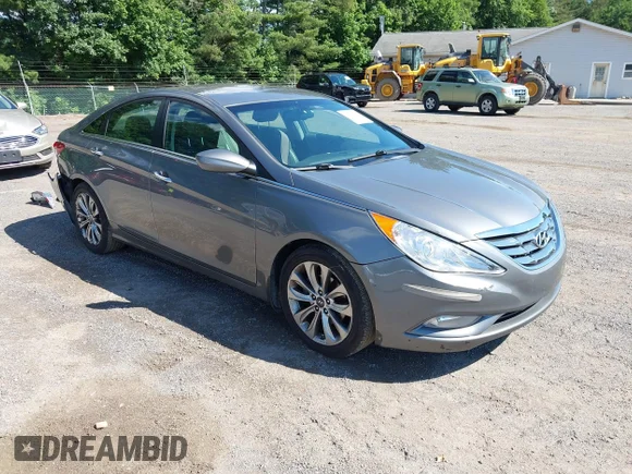 ✅ 2013 Hyundai Sonata SE • VIN: 5NPEC4AC2DH681381 • Лот: 45446178. Опубликован ранее на IAAI с пробегом 212 553 миль. Бесплатный доступ к архиву аукционных продаж из США и подробный отчёт об истории автомобиля на DreamBid. Изображение 1.