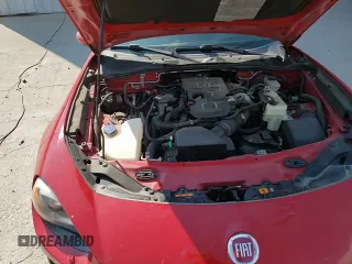 ✅ 2017 FIAT 124 Spider Lusso • VIN: JC1NFAEK3H0104057 • Лот: 64448215. Опубликован ранее на Copart с пробегом 56 304 миль. Бесплатный доступ к архиву аукционных продаж из США и подробный отчёт об истории автомобиля на DreamBid. Изображение 15.