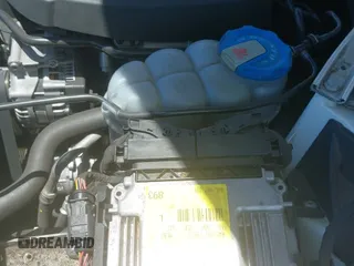 ✅ 2019 Audi A4 Premium • VIN: WAUGMAF4XKA037733 • Лот: 42889039. Опубликован ранее на IAAI с пробегом 83 762 миль. Бесплатный доступ к архиву аукционных продаж из США и подробный отчёт об истории автомобиля на DreamBid. Изображение 20.