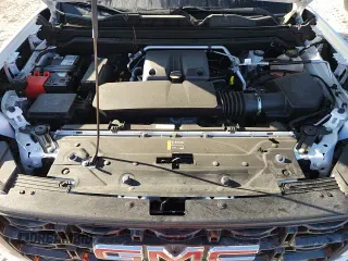 ✅ 2024 GMC Canyon 2WD Elevation • VIN: 1GTP5BEK7R1221754 • Лот: 86805125. Опубликован ранее на Copart с пробегом 6 130 миль. Бесплатный доступ к архиву аукционных продаж из США и подробный отчёт об истории автомобиля на DreamBid. Изображение 13.