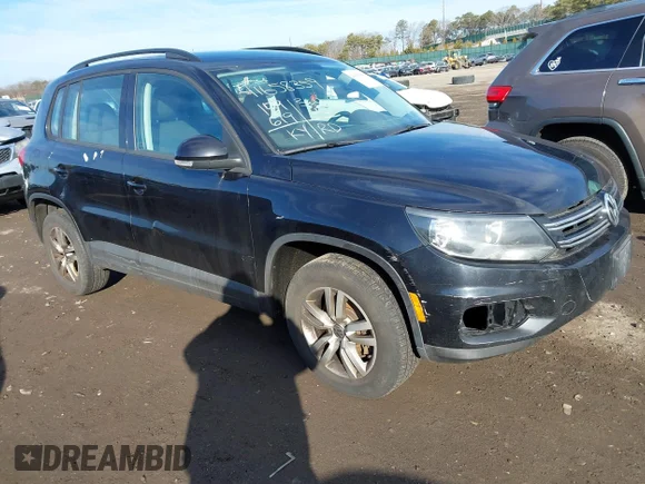 ✅ 2015 Volkswagen Tiguan SE • VIN: WVGAV7AX2FW593453 • Лот: 41658359. Опубликован ранее на IAAI с пробегом 159 619 миль. Бесплатный доступ к архиву аукционных продаж из США и подробный отчёт об истории автомобиля на DreamBid. Изображение 1.