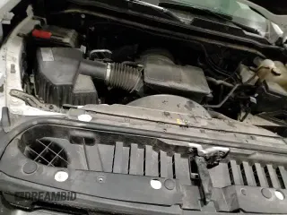 ✅ 2020 Chevrolet Silverado 2500HD Work Truck • VIN: 1GC5YLE74LF318064 • Лот: 84729835. Опубликован ранее на Copart с пробегом 58 715 миль. Бесплатный доступ к архиву аукционных продаж из США и подробный отчёт об истории автомобиля на DreamBid. Изображение 13.