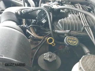 ✅ 2005 Ford F-150 XL • VIN: 1FTRF12295NA49654 • Lot: 43052175. Listed on IAAI with 211,339 mi. Free auction sales archive from the USA and detailed vehicle history report at DreamBid. Image 16.