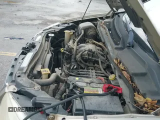 ✅ 2009 Chrysler Town & Country LX • VIN: 2A8HR44E49R527380 • Lot: 43558033. Wystawiony na IAAI z przebiegiem 153 744 mil. Bezpłatny archiwum sprzedaży aukcyjnych z USA i szczegółowy raport historii pojazdu na DreamBid. Zdjęcie 15.