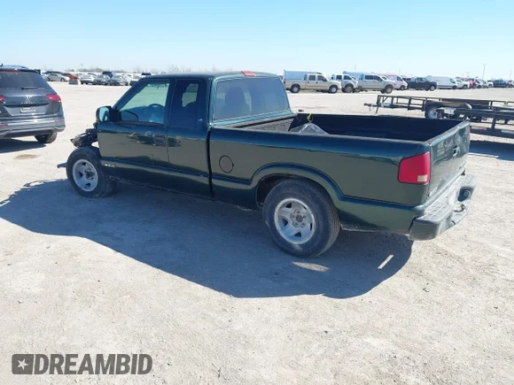 ✅ 2003 Chevrolet S-10 Fleet • VIN: 1GCCS19X338144354 • Лот: 44320585. Опубликован ранее на IAAI с пробегом Не указан. Бесплатный доступ к архиву аукционных продаж из США и подробный отчёт об истории автомобиля на DreamBid. Изображение 3.