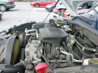 2006 Dodge Dakota SLT with VIN 1D7HE48N26S698223, listed as a IAAI auction lot 42586220 with 100,548 mi miles and . Bid and sale history available at DreamBid. Image 13.