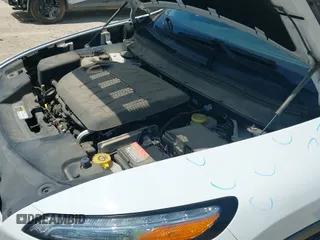 ✅ 2018 Jeep Cherokee Latitude Plus • VIN: 1C4PJMLX5JD522242 • Lot: 43051949. Listed on IAAI with 47,939 mi. Free auction sales archive from the USA and detailed vehicle history report at DreamBid. Image 19.