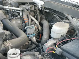 ✅ 2015 Chevrolet Silverado 2500HD LT • VIN: 1GC1KVE82FF572185 • Lot: 42207194. Listed on IAAI with 245,109 mi. Free auction sales archive from the USA and detailed vehicle history report at DreamBid. Image 21.