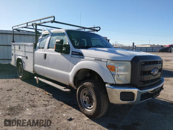 ✅ 2015 Ford F-250 XL • VIN: 1FD7X2B68FEC65540 • Lot: 43986034. Wystawiony na IAAI z przebiegiem Nie podano. Bezpłatny archiwum sprzedaży aukcyjnych z USA i szczegółowy raport historii pojazdu na DreamBid. Zdjęcie 1.