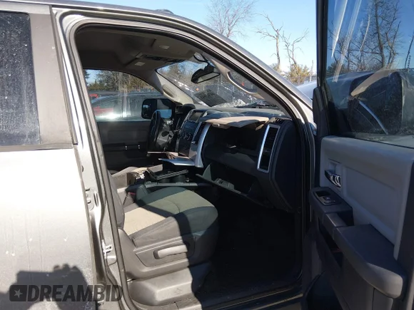 ✅ 2012 Ram 2500 Big Horn • VIN: 3C6UD5DL8CG236779 • Лот: 44303641. Опубликован ранее на IAAI с пробегом Не указан. Бесплатный доступ к архиву аукционных продаж из США и подробный отчёт об истории автомобиля на DreamBid. Изображение 5.