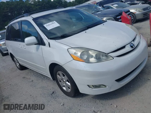 ✅ 2008 Toyota Sienna XLE Limited • VIN: 5TDZK22CX8S193982 • Lot: 42821994. Wystawiony na IAAI z przebiegiem Nie podano. Bezpłatny archiwum sprzedaży aukcyjnych z USA i szczegółowy raport historii pojazdu na DreamBid. Zdjęcie 1.
