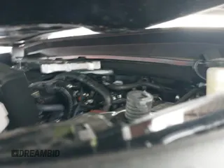 ✅ 2025 Toyota Highlander XLE • VIN: 5TDAAAB59SS088577 • Lot: 42720563. Listed on IAAI with 4,338 mi. Free auction sales archive from the USA and detailed vehicle history report at DreamBid. Image 19.