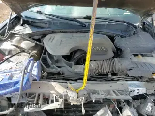 ✅ 2018 Dodge Charger SXT Plus • VIN: 2C3CDXHG9JH129058 • Лот: 82755365. Опубликован ранее на Copart с пробегом 130 542 миль. Бесплатный доступ к архиву аукционных продаж из США и подробный отчёт об истории автомобиля на DreamBid. Изображение 13.