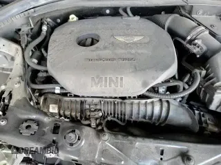 ✅ 2018 MINI Clubman Cooper S • VIN: WMWLN9C50J2E51249 • Lot: 46549005. Listed on Copart with 86,285 mi. Free auction sales archive from the USA and detailed vehicle history report at DreamBid. Image 13.