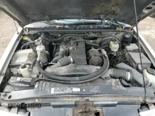 ✅ 2000 Chevrolet S-10 LS • VIN: 1GCCS1449YK139666 • Лот: 84090504. Опубликован ранее на Copart с пробегом 136 652 миль. Бесплатный доступ к архиву аукционных продаж из США и подробный отчёт об истории автомобиля на DreamBid. Изображение 13.