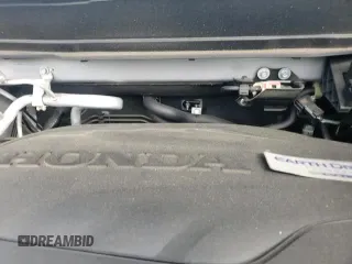 ✅ 2019 Honda Passport Elite • VIN: 5FNYF8H02KB008416 • Лот: 69929725. Опубликован ранее на Copart с пробегом 105 510 миль. Бесплатный доступ к архиву аукционных продаж из США и подробный отчёт об истории автомобиля на DreamBid. Изображение 16.