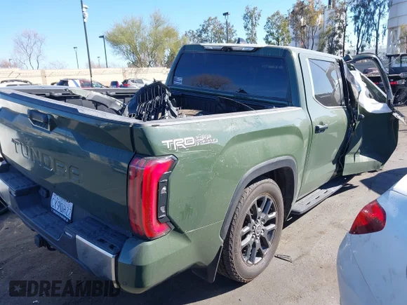 ✅ 2022 Toyota Tundra Limited • VIN: 5TFJA5AB0NX014235 • Lot: 44457984. Wystawiony na IAAI z przebiegiem Nie podano. Bezpłatny archiwum sprzedaży aukcyjnych z USA i szczegółowy raport historii pojazdu na DreamBid. Zdjęcie 4.