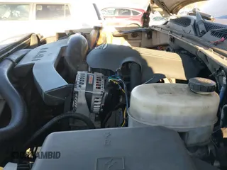 ✅ 2005 Chevrolet Tahoe Z71 • VIN: 1GNEK13T25R236106 • Lot: 41327135. Wystawiony na IAAI z przebiegiem Nie podano. Bezpłatny archiwum sprzedaży aukcyjnych z USA i szczegółowy raport historii pojazdu na DreamBid. Zdjęcie 19.