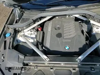 ✅ 2019 BMW X5 xDrive40i • VIN: 5UXCR6C56KLL05712 • Lot: 84014955. Wystawiony na Copart z przebiegiem 86 627 mil. Bezpłatny archiwum sprzedaży aukcyjnych z USA i szczegółowy raport historii pojazdu na DreamBid. Zdjęcie 14.