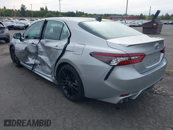 ✅ 2021 Toyota Camry XSE • VIN: 4T1K61BK4MU031791 • Lot: 43427821. Wystawiony na IAAI z przebiegiem 21 003 mil. Bezpłatny archiwum sprzedaży aukcyjnych z USA i szczegółowy raport historii pojazdu na DreamBid. Zdjęcie 3.