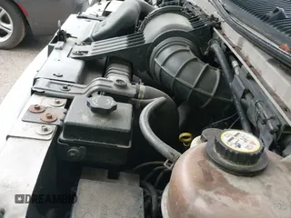 ✅ 2001 Ford Econoline Passenger XL • VIN: 1FBSS31S71HB54782 • Lot: 42265547. Listed on IAAI with 193,341 mi. Free auction sales archive from the USA and detailed vehicle history report at DreamBid. Image 12.