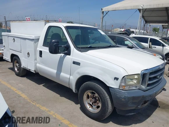 ✅ 2004 Ford F-250 XL • VIN: 3FTNF20L84MA05492 • Лот: 45337870. Опубликован ранее на IAAI с пробегом 141 093 миль. Бесплатный доступ к архиву аукционных продаж из США и подробный отчёт об истории автомобиля на DreamBid. Изображение 1.