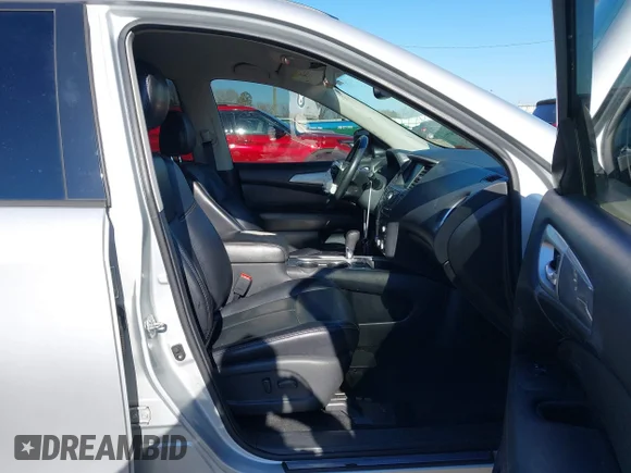 ✅ 2020 Nissan Pathfinder SL • VIN: 5N1DR2CN1LC594557 • Lot: 44319778. Wystawiony na IAAI z przebiegiem 146 177 mil. Bezpłatny archiwum sprzedaży aukcyjnych z USA i szczegółowy raport historii pojazdu na DreamBid. Zdjęcie 5.