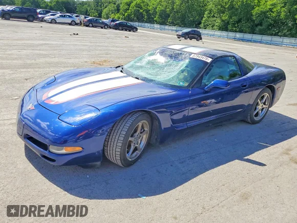 ✅ 2004 Chevrolet Corvette • VIN: 1G1YY22GX45104398 • Лот: 57943476. Опубликован ранее на Copart с пробегом 52 484 миль. Бесплатный доступ к архиву аукционных продаж из США и подробный отчёт об истории автомобиля на DreamBid. Изображение 1.