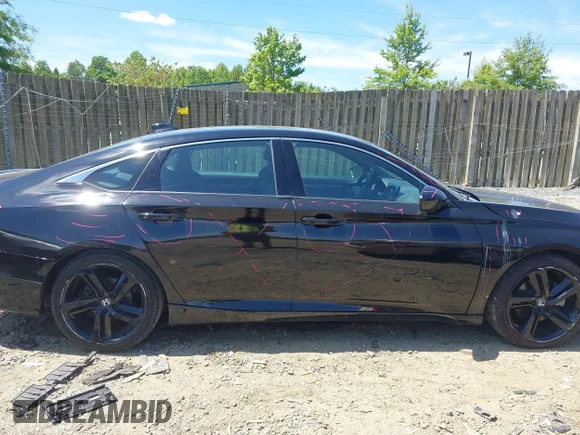 ✅ 2018 Honda Accord Sport • VIN: 1HGCV1F37JA256378 • Lot: 45086240. Wystawiony na IAAI z przebiegiem 65 597 mil. Bezpłatny archiwum sprzedaży aukcyjnych z USA i szczegółowy raport historii pojazdu na DreamBid. Zdjęcie 14.