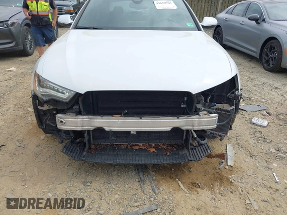 ✅ 2014 Audi A6 Prestige • VIN: WAUHGAFC4EN013833 • Lot: 44850905. Wystawiony na IAAI z przebiegiem 77 509 mil. Bezpłatny archiwum sprzedaży aukcyjnych z USA i szczegółowy raport historii pojazdu na DreamBid. Zdjęcie 6.