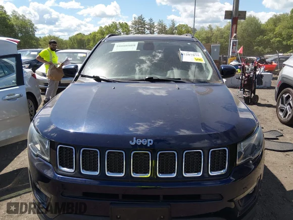 ✅ 2018 Jeep Compass Latitude • VIN: 3C4NJDBB3JT256193 • Лот: 45207875. Опубліковано раніше на IAAI з пробігом 52 565 миль. Безкоштовний доступ до архіву аукціонних продажів зі США та докладний звіт про історію автомобіля на DreamBid. Зображення 6.