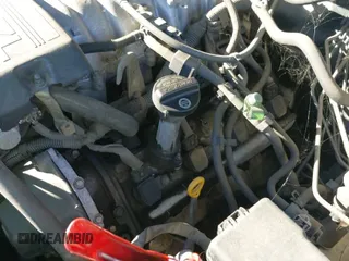 ✅ 2002 Toyota Sequoia SR5 • VIN: 5TDZT34A82S070865 • Lot: 43555065. Listed on IAAI with 238,464 mi. Free auction sales archive from the USA and detailed vehicle history report at DreamBid. Image 12.