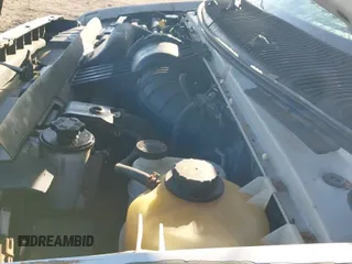 ✅ 2014 Ford Econoline Passenger XL • VIN: 1FBNE3BL1EDA97830 • Лот: 41633760. Опубликован ранее на IAAI с пробегом 100 953 миль. Бесплатный доступ к архиву аукционных продаж из США и подробный отчёт об истории автомобиля на DreamBid. Изображение 12.