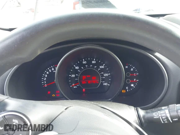 ✅ 2018 Kia Soul + • VIN: KNDJP3A53J7604677 • Lot: 44106940. Wystawiony na IAAI z przebiegiem 101 797 mil. Bezpłatny archiwum sprzedaży aukcyjnych z USA i szczegółowy raport historii pojazdu na DreamBid. Zdjęcie 7.