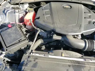 ✅ 2020 Chevrolet Camaro 1LT • VIN: 1G1FB1RS6L0148293 • Lot: 82399415. Wystawiony na Copart z przebiegiem 69 240 mil. Bezpłatny archiwum sprzedaży aukcyjnych z USA i szczegółowy raport historii pojazdu na DreamBid. Zdjęcie 15.