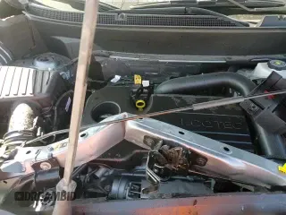 ✅ 2025 GMC Terrain AWD Elevation • VIN: 3GKALUEG9SL238223 • Lot: 82373805. Wystawiony na Copart z przebiegiem 8 894 mil. Bezpłatny archiwum sprzedaży aukcyjnych z USA i szczegółowy raport historii pojazdu na DreamBid. Zdjęcie 15.