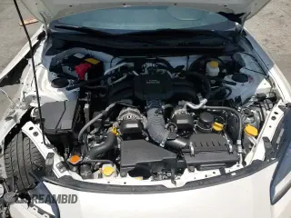 ✅ 2022 Toyota 86 • VIN: JF1ZNBC11N8755701 • Лот: 64607705. Опубликован ранее на Copart с пробегом 23 457 миль. Бесплатный доступ к архиву аукционных продаж из США и подробный отчёт об истории автомобиля на DreamBid. Изображение 13.