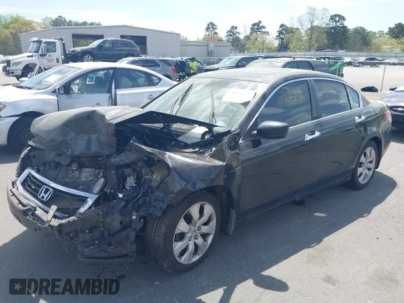 ✅ 2010 Honda Accord EX-L • VIN: 1HGCP3F82AA022084 • Lot: 44756725. Wystawiony na IAAI z przebiegiem 187 910 mil. Bezpłatny archiwum sprzedaży aukcyjnych z USA i szczegółowy raport historii pojazdu na DreamBid. Zdjęcie 2.