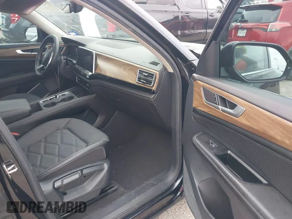 ✅ 2024 Volkswagen Atlas SE • VIN: 1V2DR2CA8RC561483 • Лот: 45313215. Опубліковано раніше на IAAI з пробігом 37 594 миль. Безкоштовний доступ до архіву аукціонних продажів зі США та докладний звіт про історію автомобіля на DreamBid. Зображення 5.